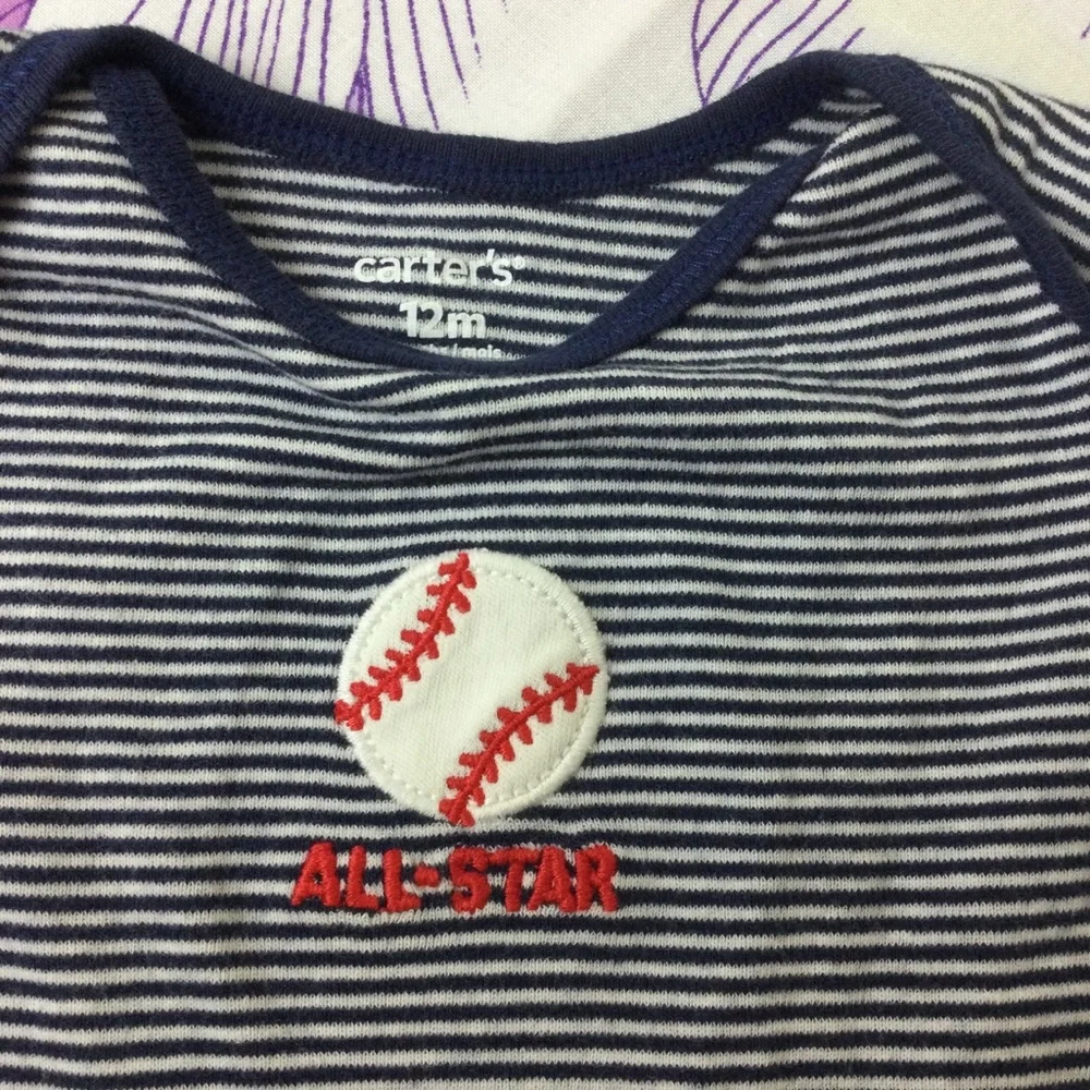 NWOT Carter’s  2 Pz Baby Boy Onesies short sleeves 12M